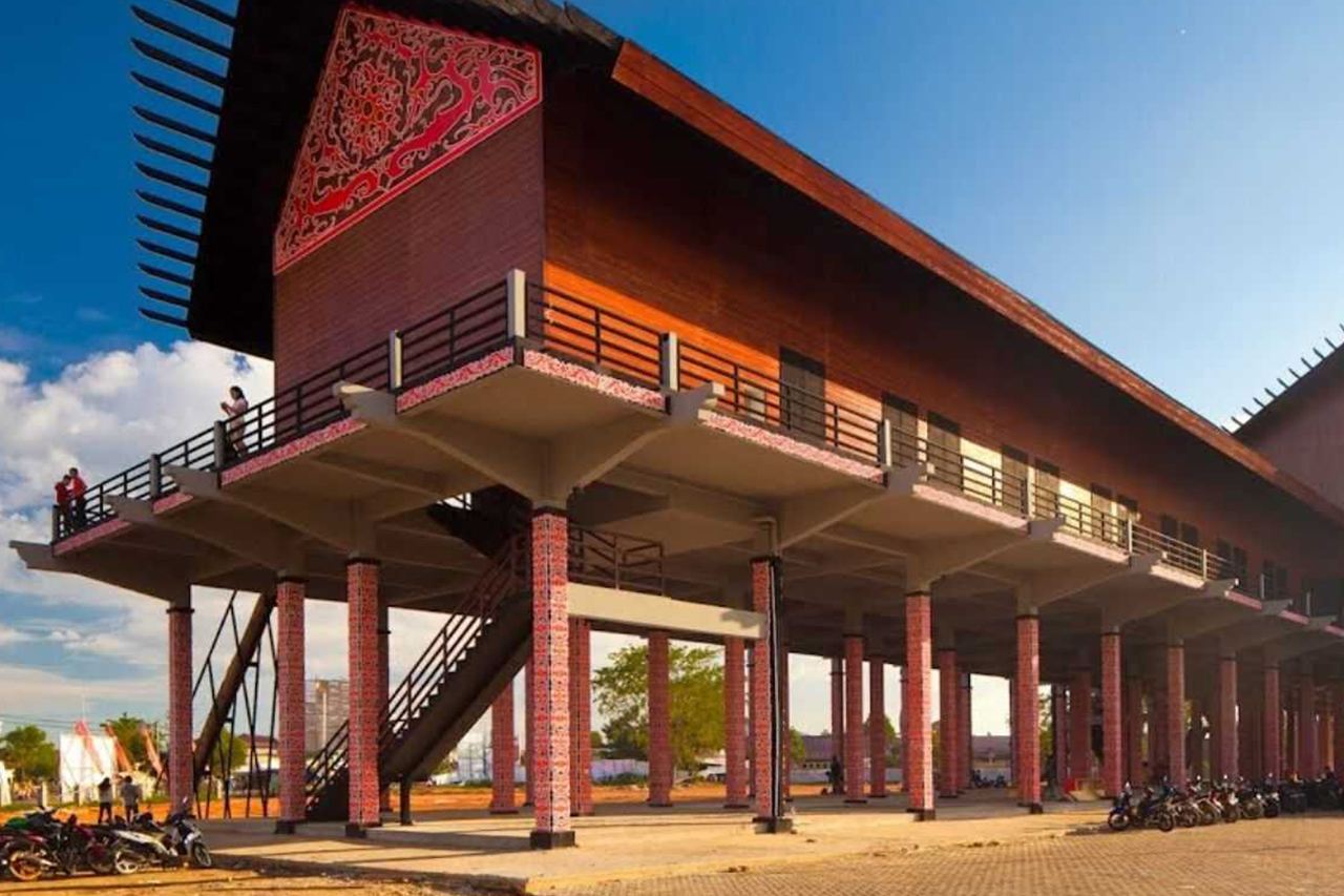 Nama dan Gambar Rumah Adat yang Ada di Indonesia