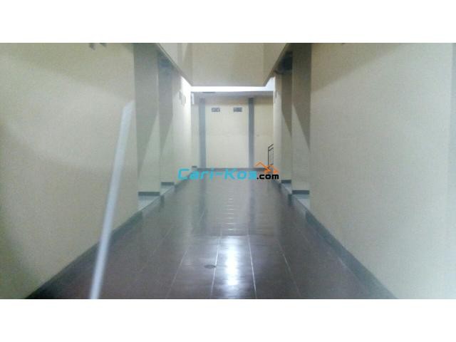 Kos Putri / Karyawati