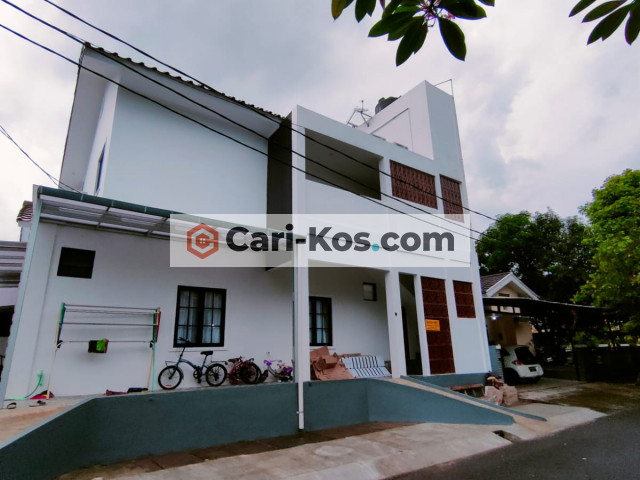 Queen Kost Lembah Hijau Cikarang Selatan