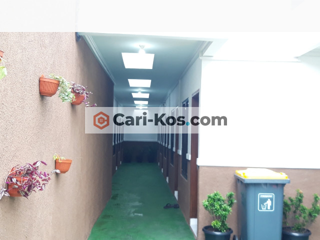 Kos Putri dekat MNC,RCTI,GTV,AKR, halte busway Kebon Jeruk