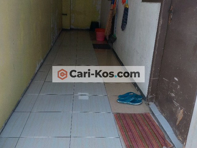 Kos Karangbong Gedangan